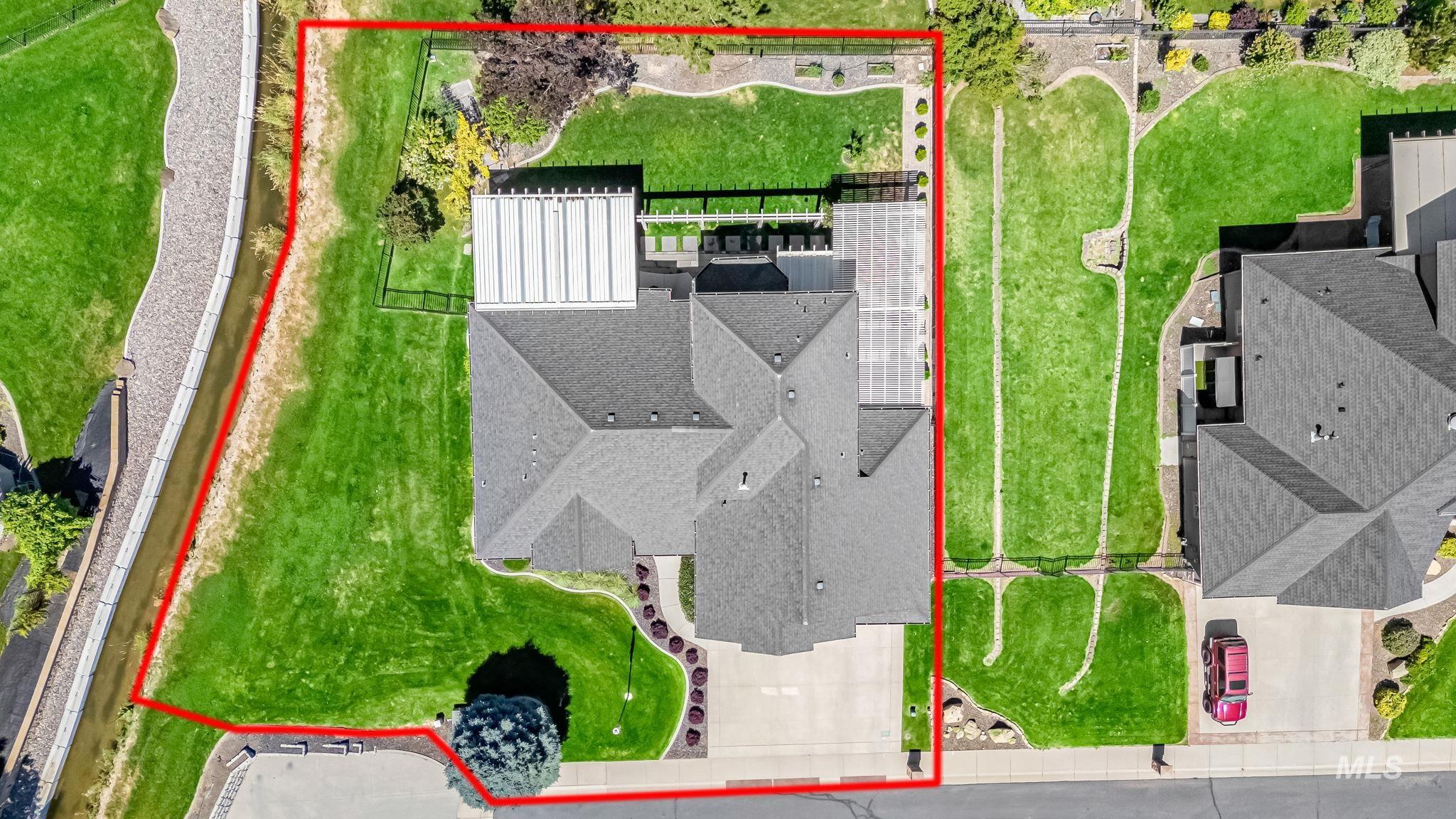 2813 S Bayhill Ct