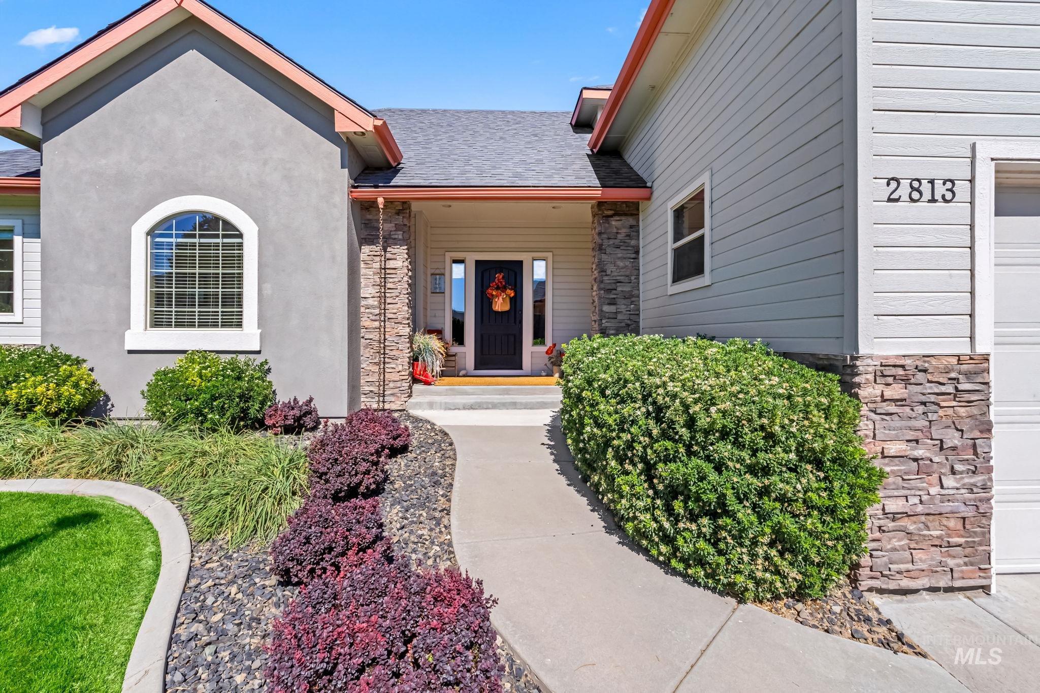 2813 S Bayhill Ct
