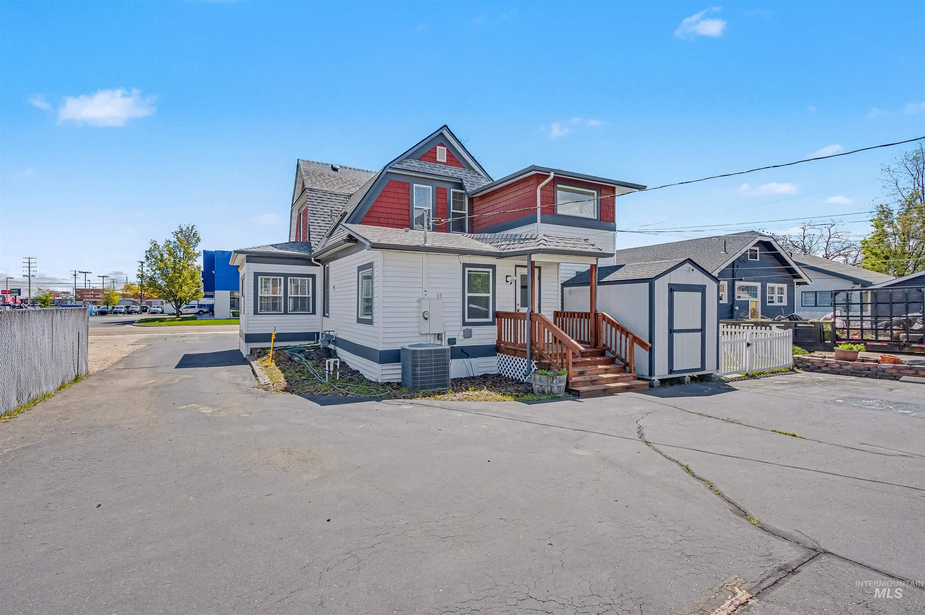 315 S 7th Ave