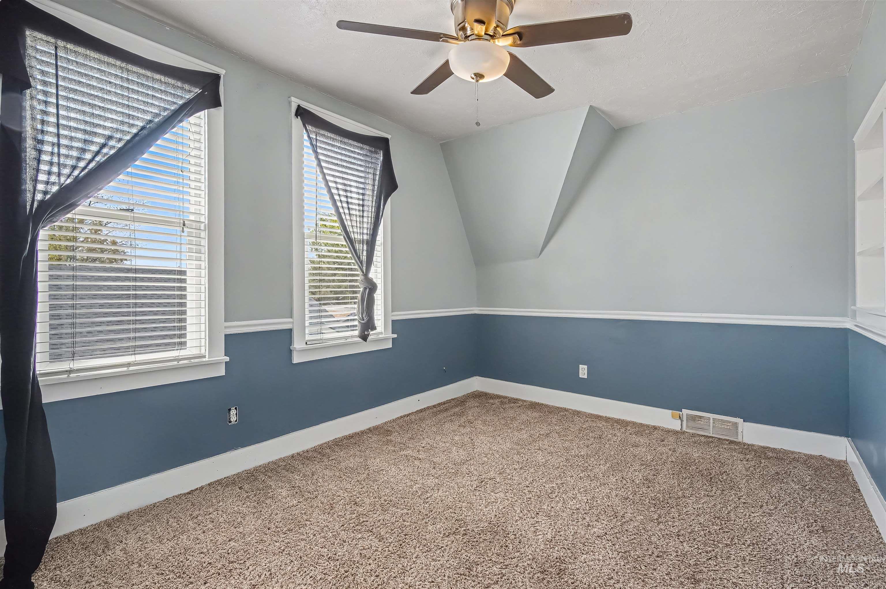 315 S 7th Ave