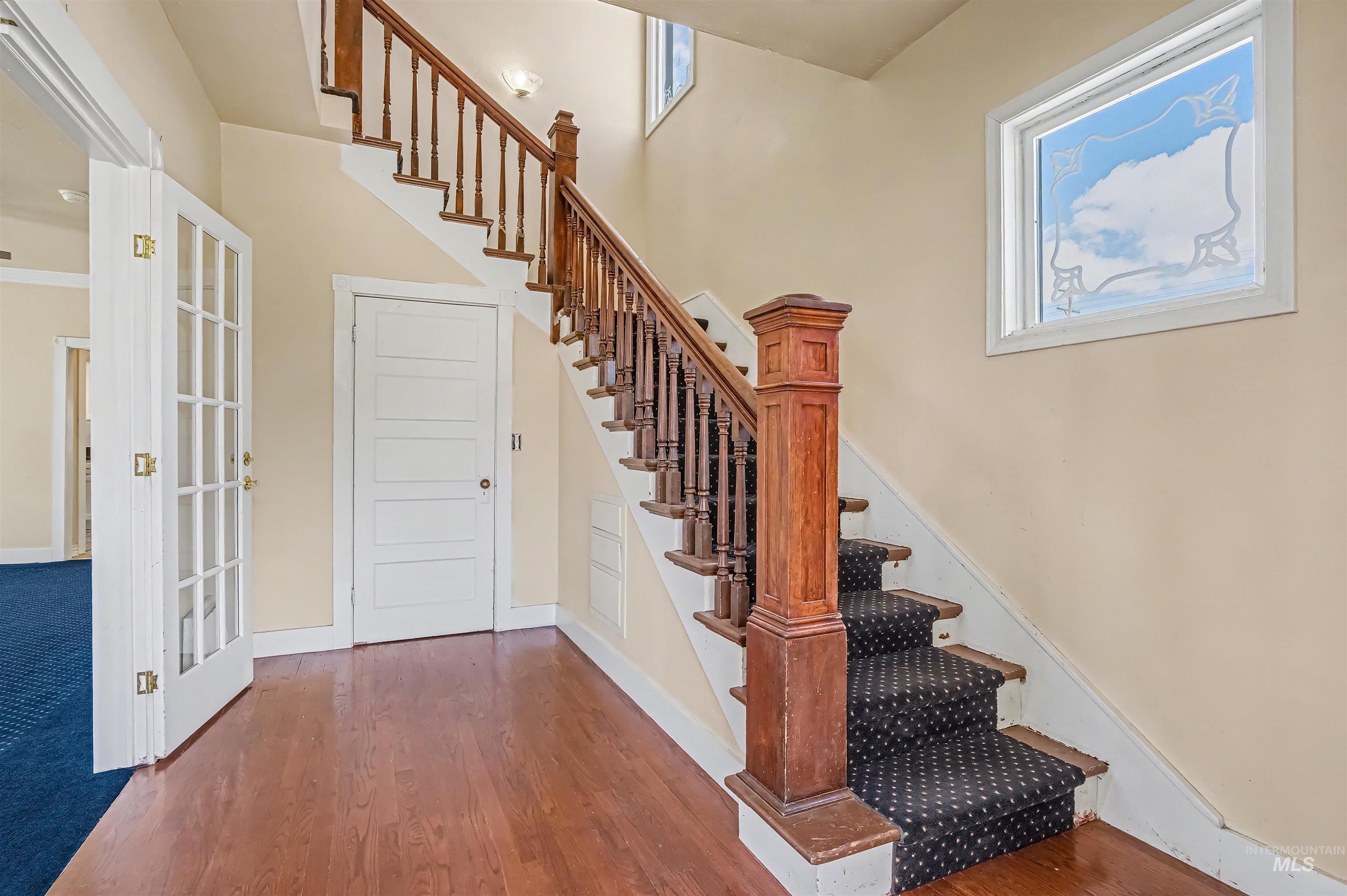 315 S 7th Ave