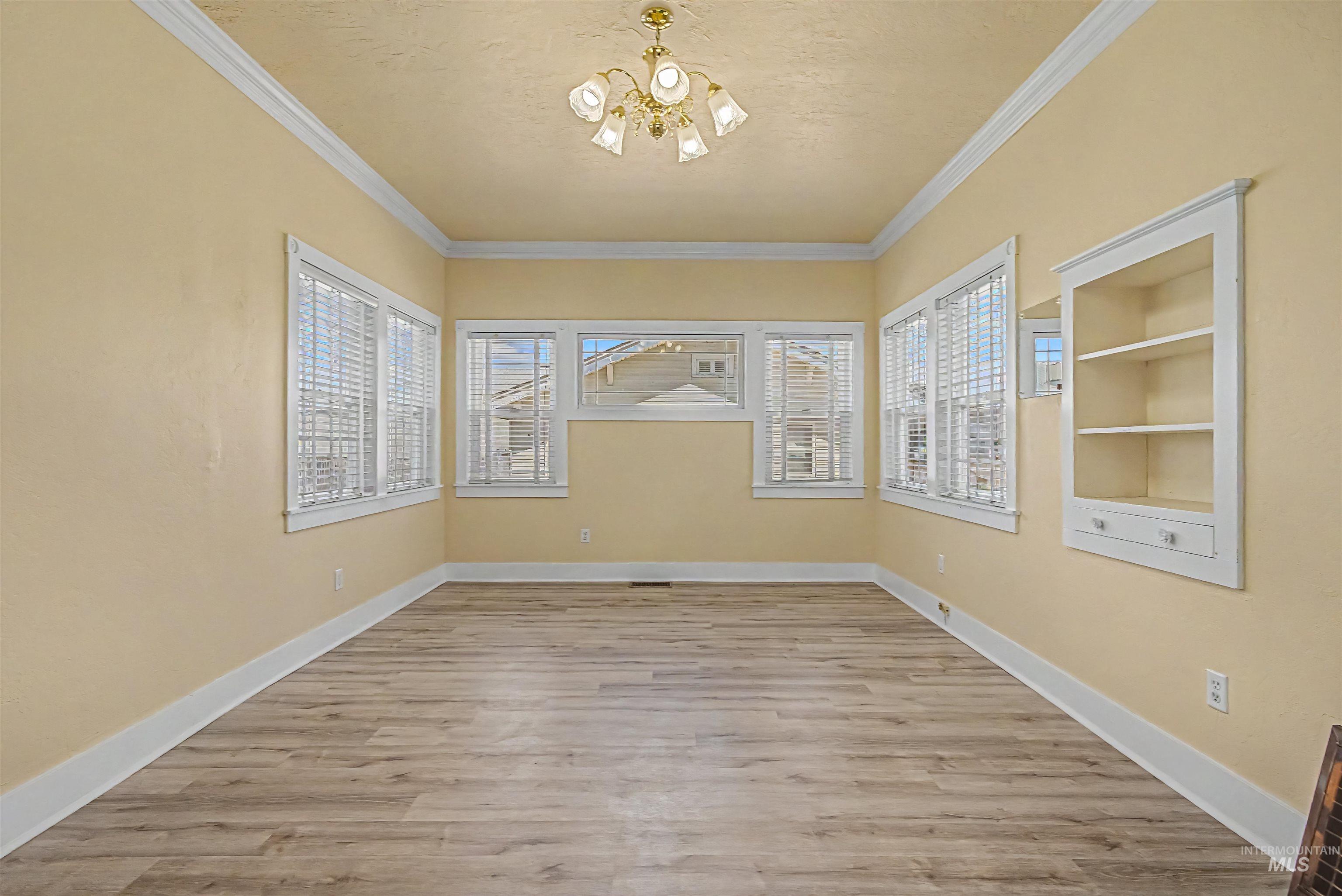 315 S 7th Ave