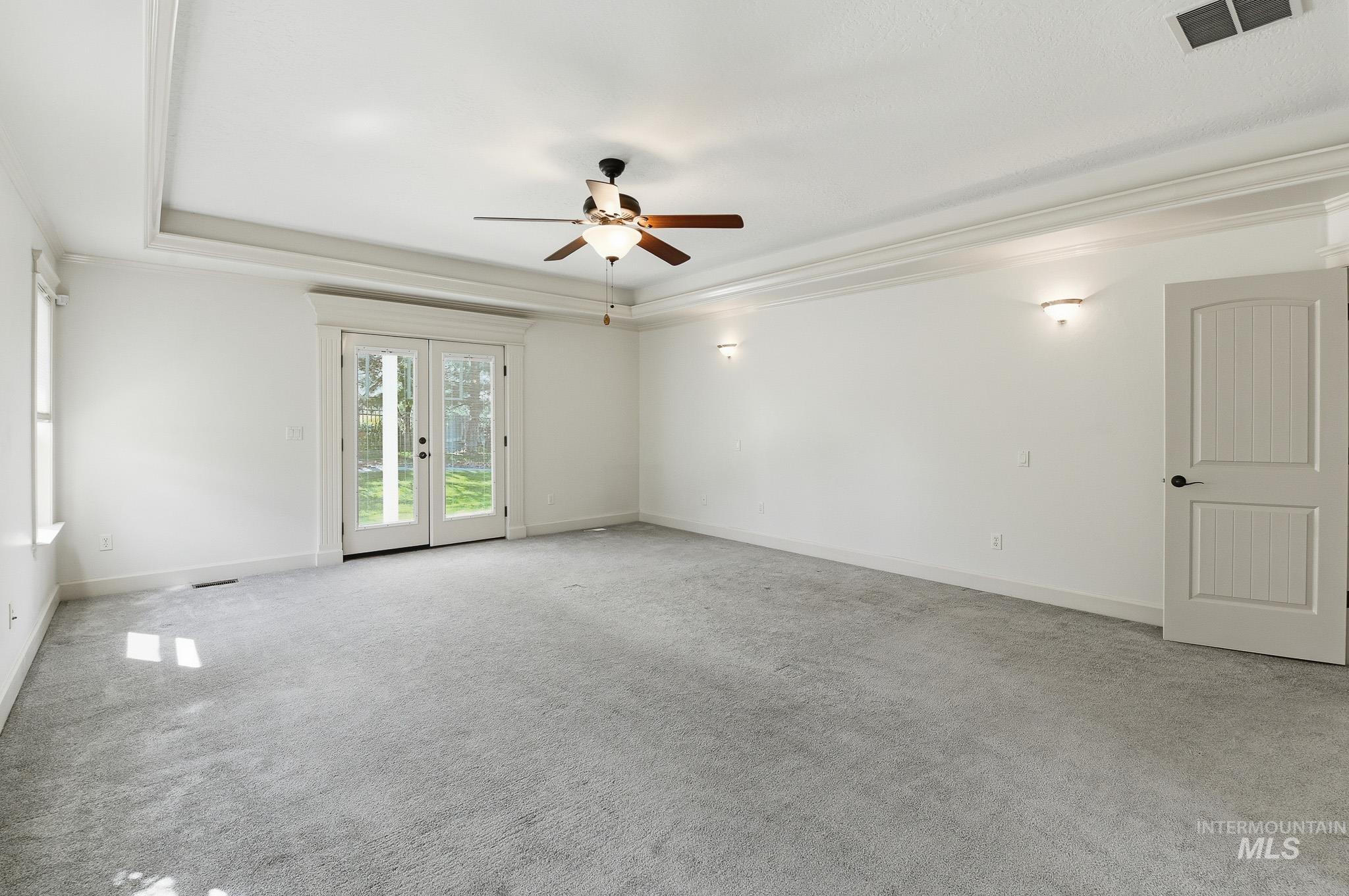 2813 S Bayhill Ct