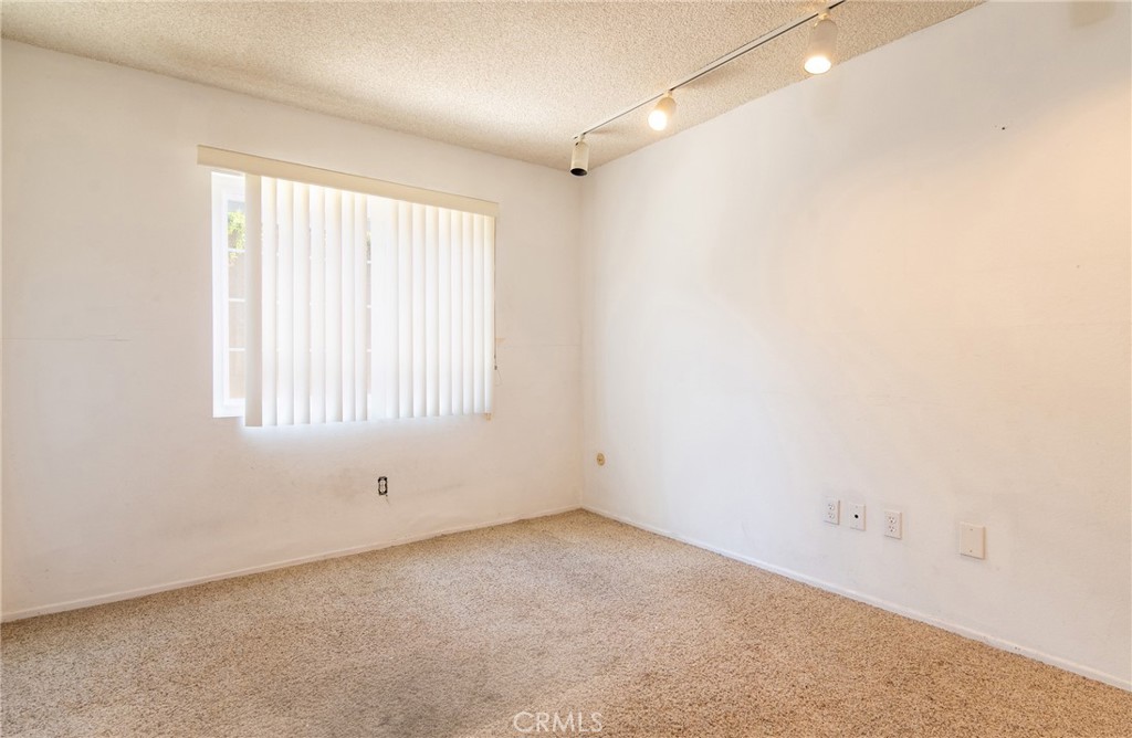 28621 Mount Whitney Way