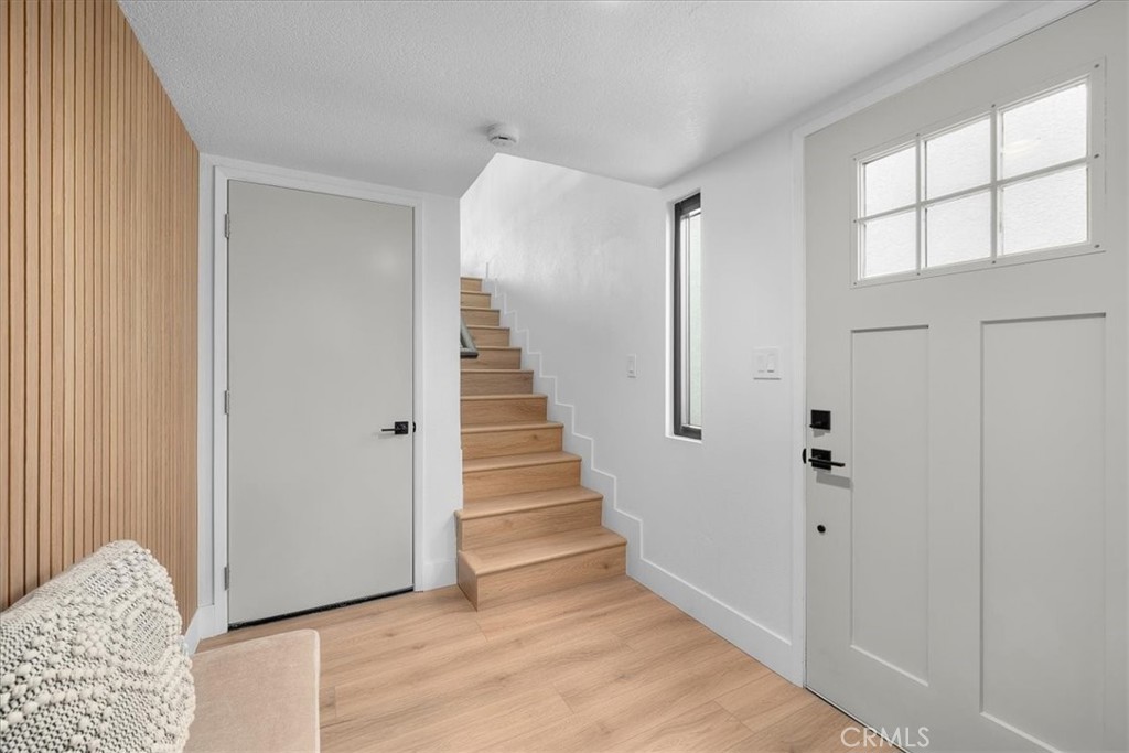 1121 Stanford Avenue