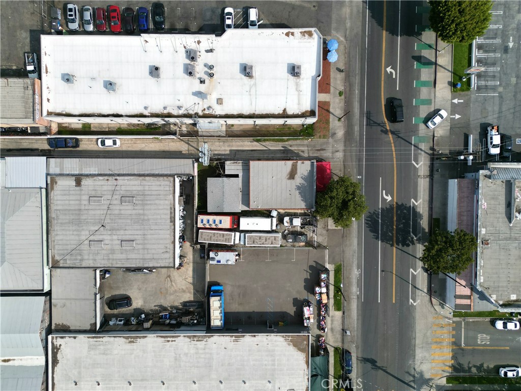 8619 Avalon Boulevard