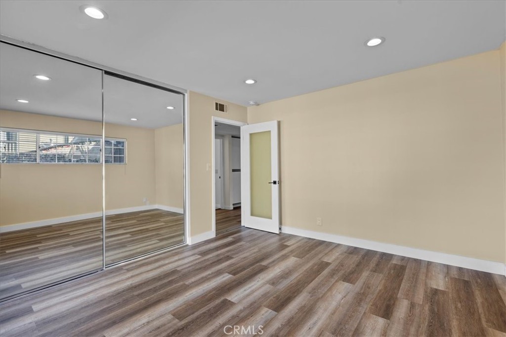 3036 S Kerckhoff Avenue