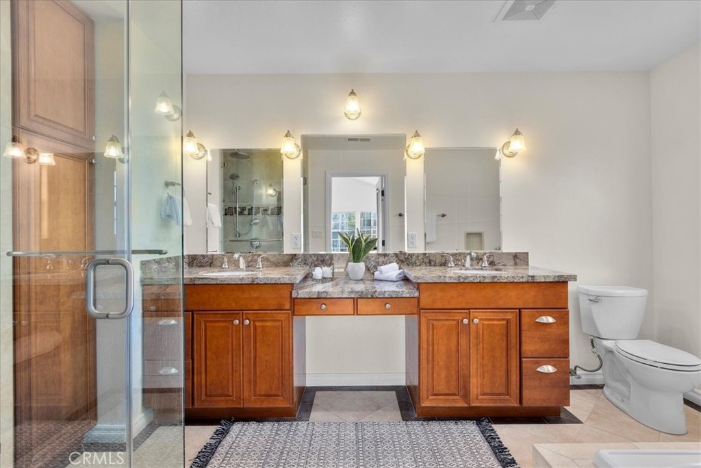 3036 S Kerckhoff Avenue