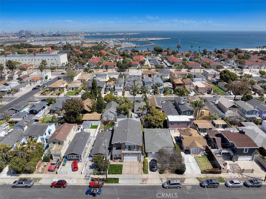 3036 S Kerckhoff Avenue