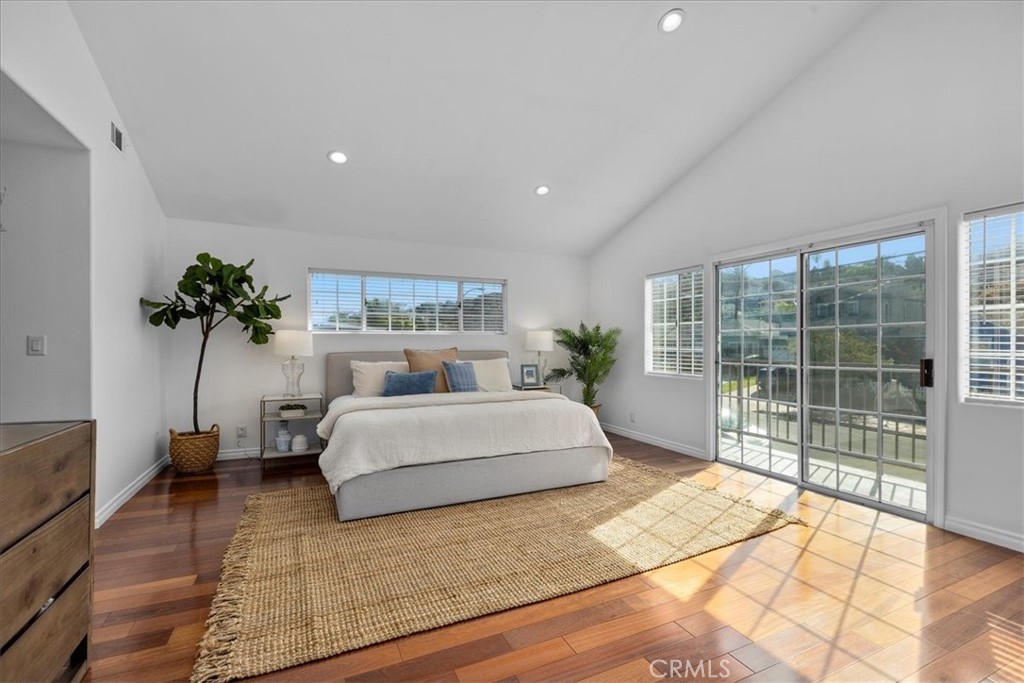 3036 S Kerckhoff Avenue