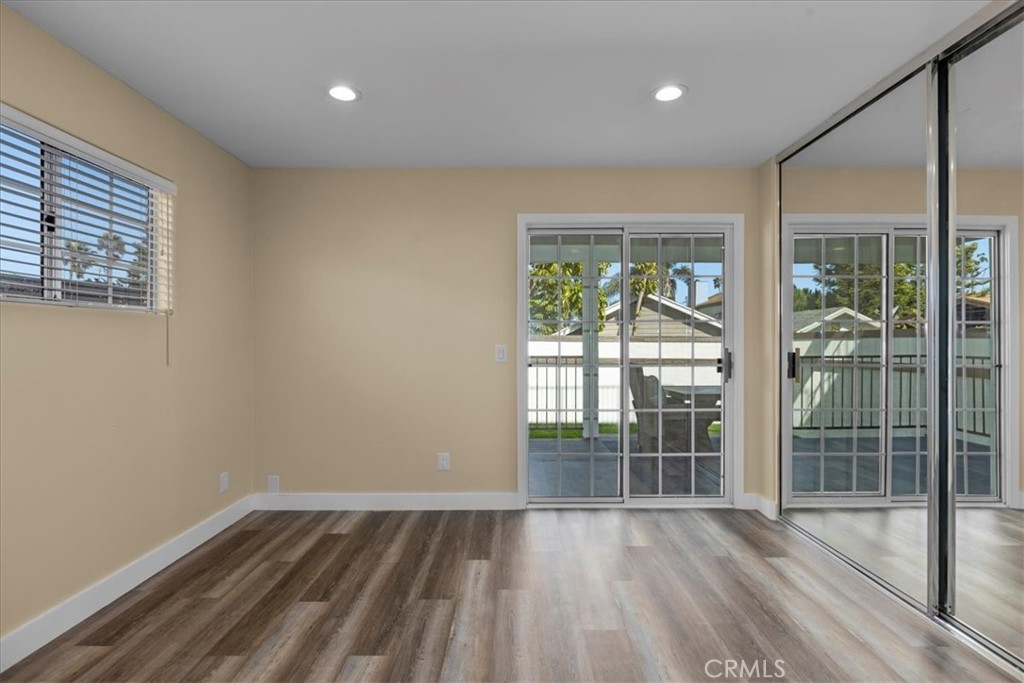 3036 S Kerckhoff Avenue