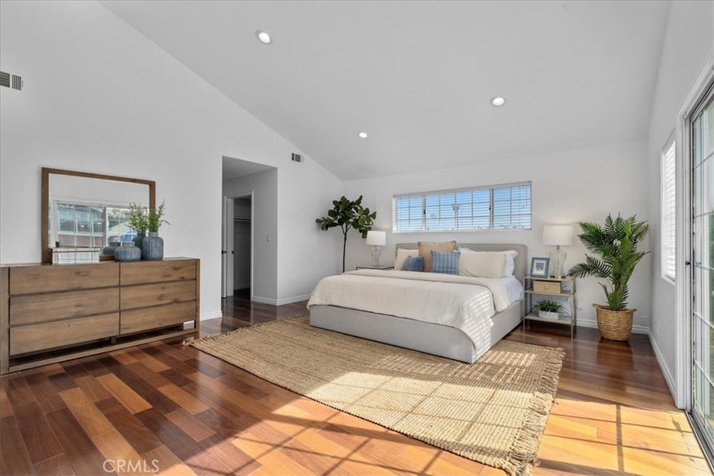 3036 S Kerckhoff Avenue