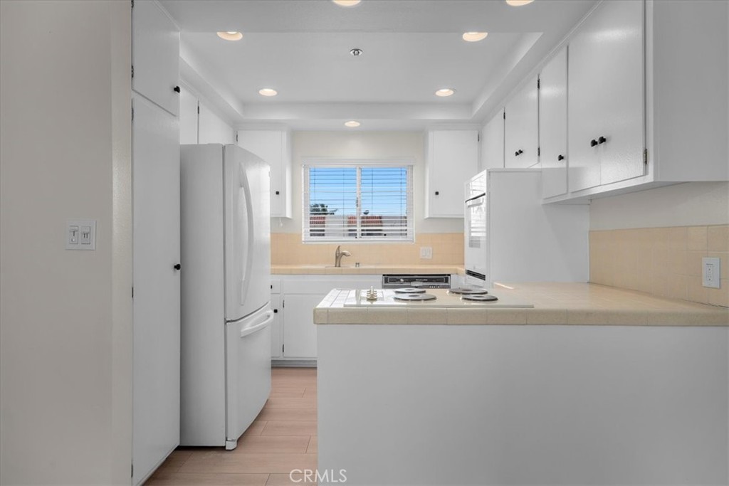 29641 S Western Avenue 411