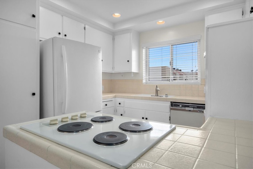 29641 S Western Avenue 411