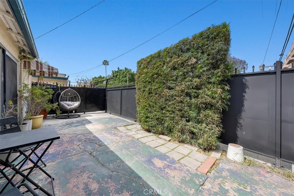 6459 Lexington Avenue