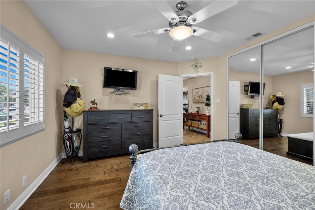 1372 W Sepulveda Street