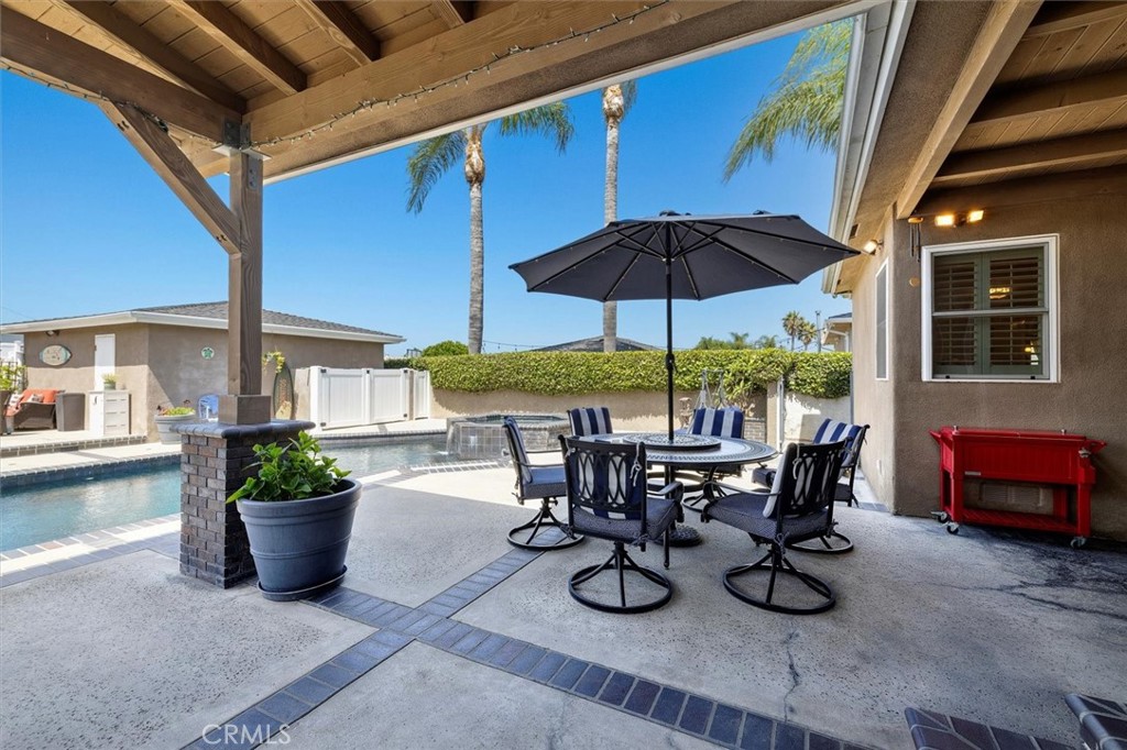 1372 W Sepulveda Street