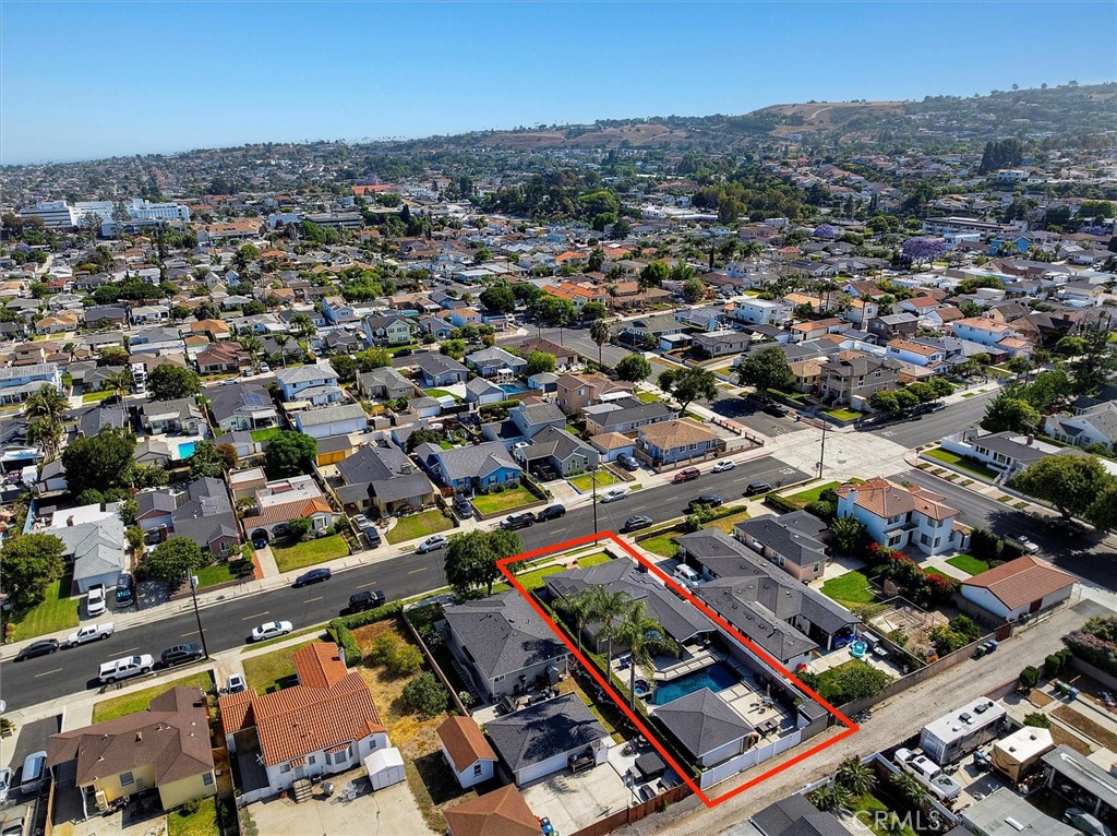 1372 W Sepulveda Street
