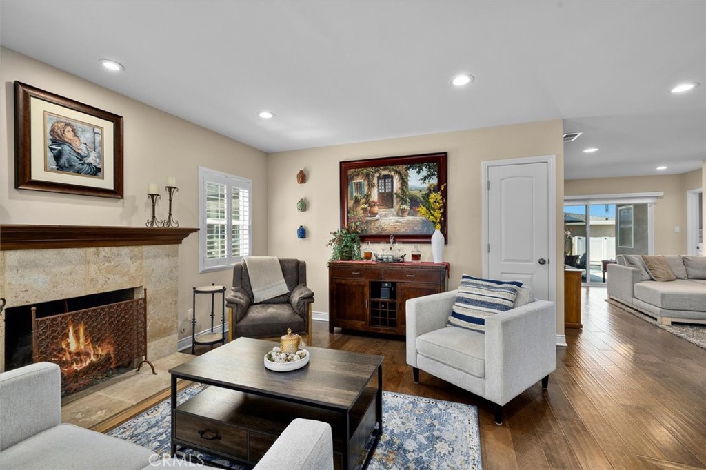 1372 W Sepulveda Street