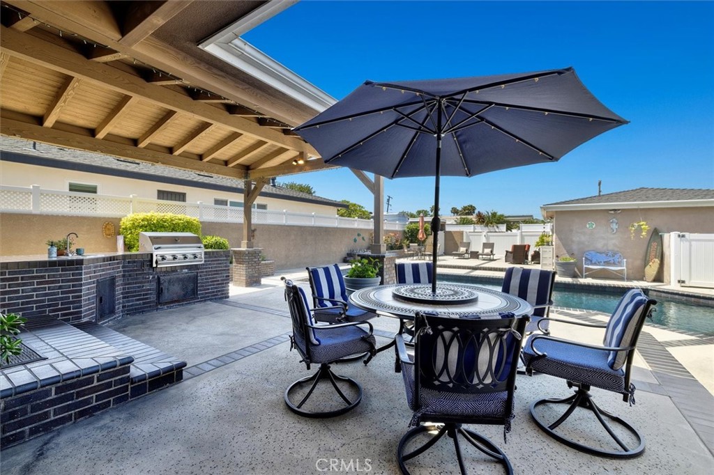 1372 W Sepulveda Street