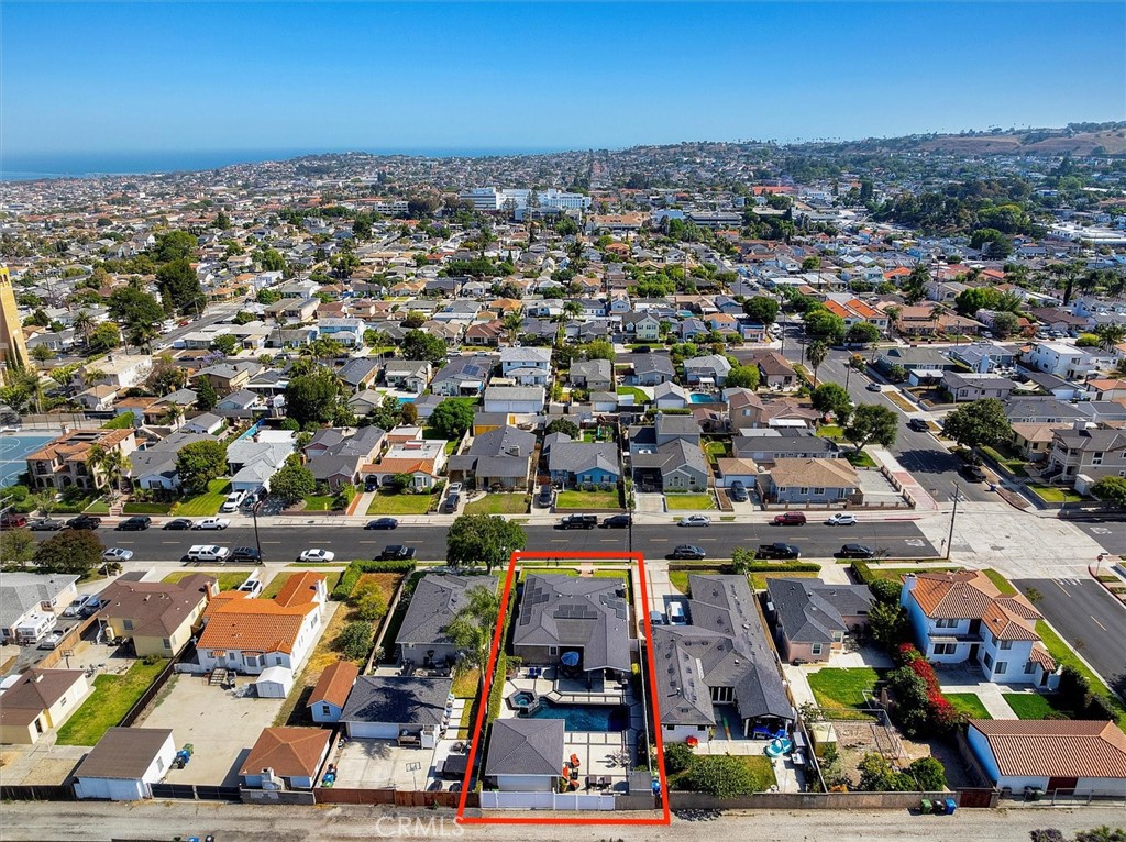 1372 W Sepulveda Street