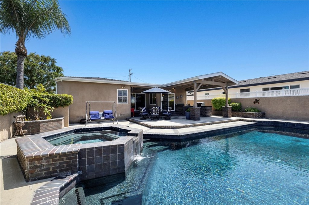 1372 W Sepulveda Street