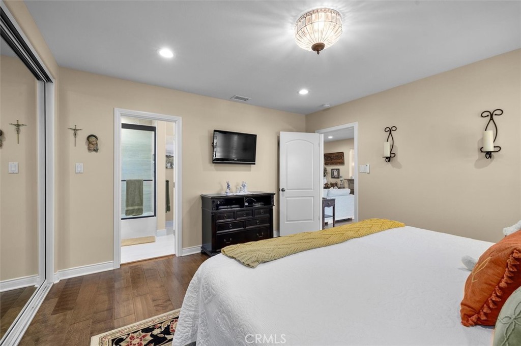 1372 W Sepulveda Street