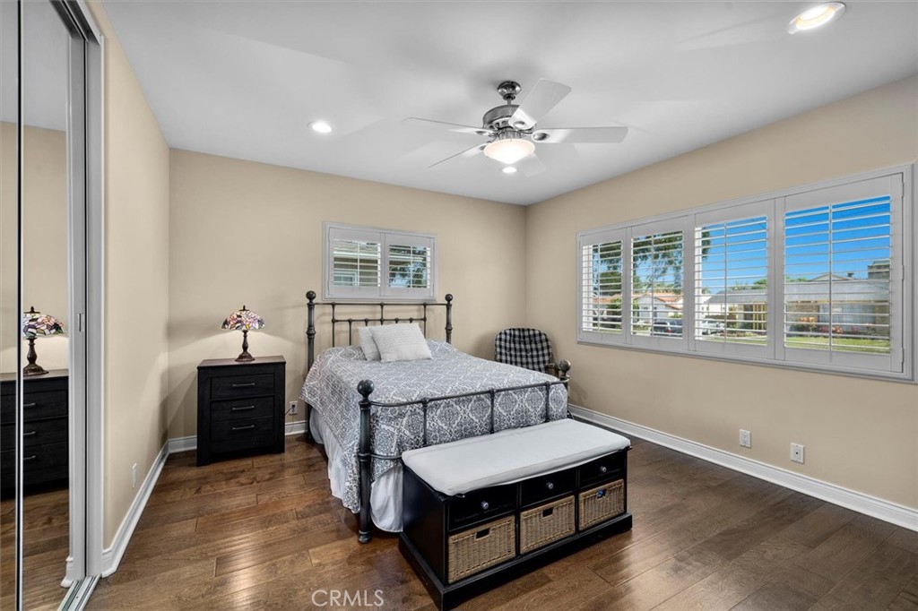 1372 W Sepulveda Street