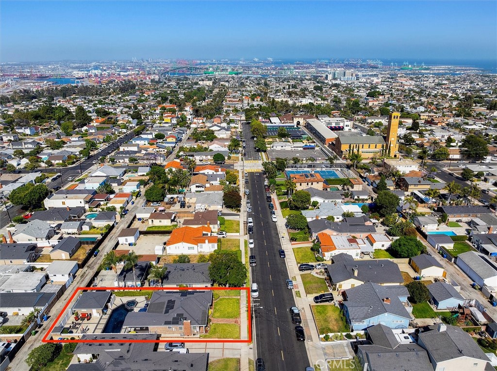 1372 W Sepulveda Street