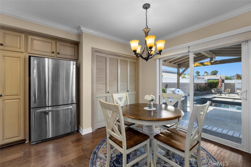 1372 W Sepulveda Street