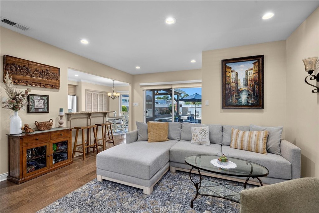 1372 W Sepulveda Street