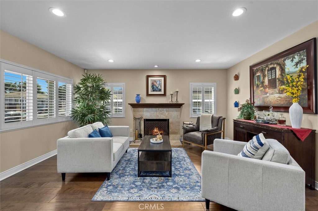 1372 W Sepulveda Street