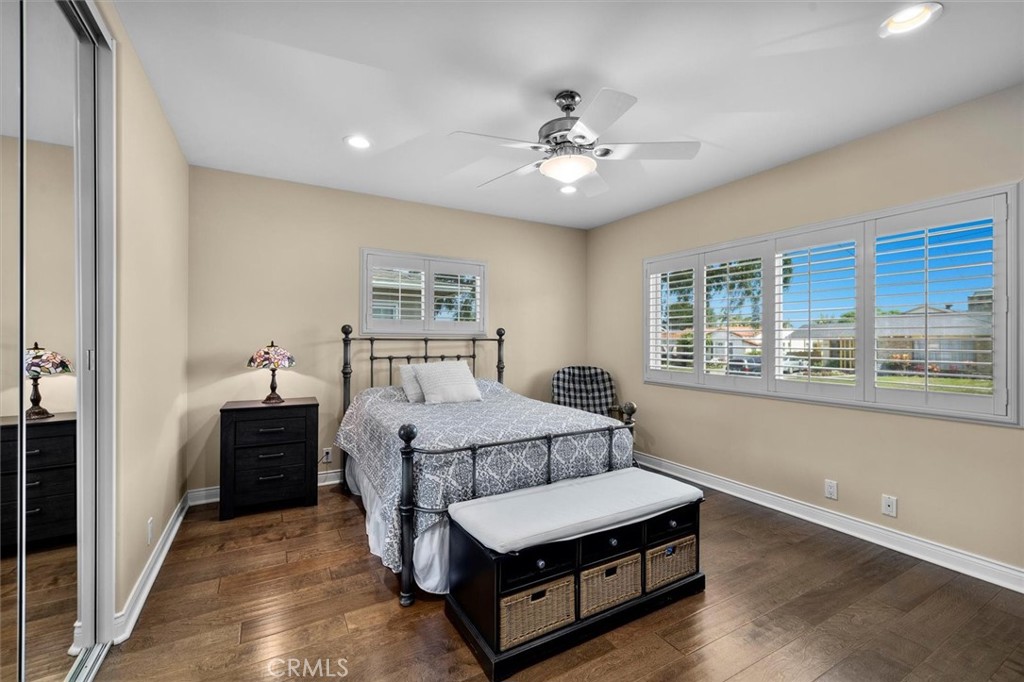 1372 W Sepulveda Street