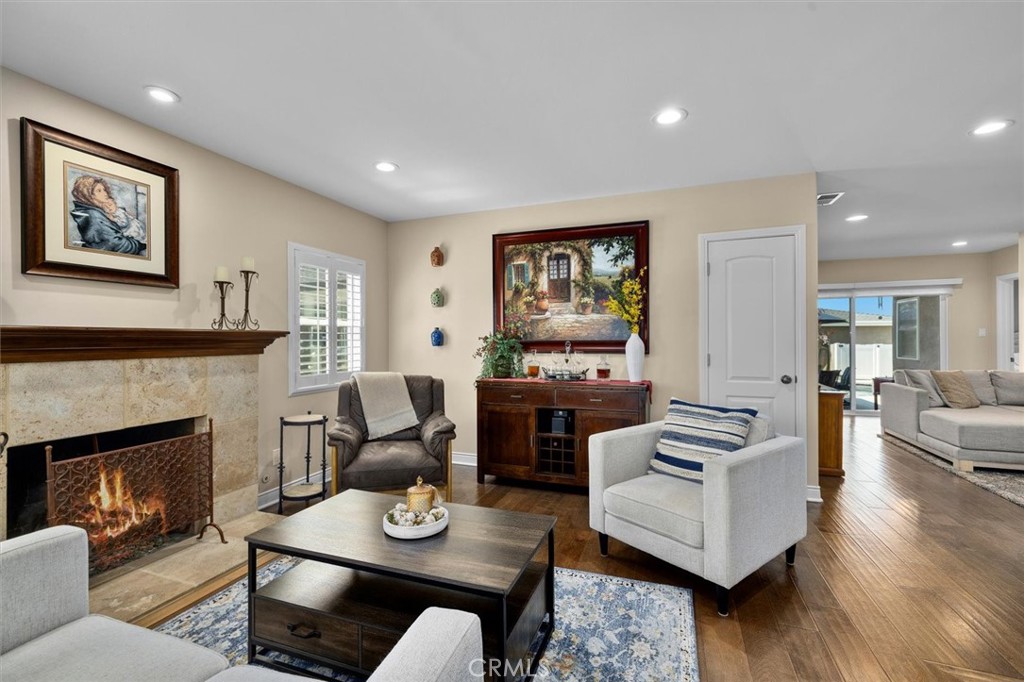 1372 W Sepulveda Street
