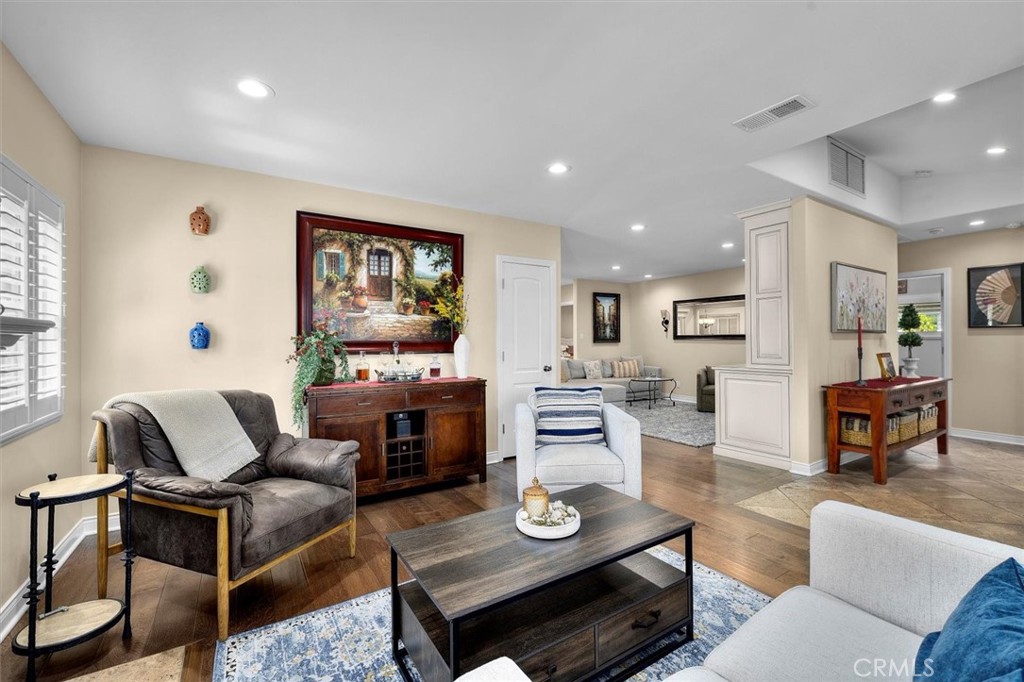 1372 W Sepulveda Street