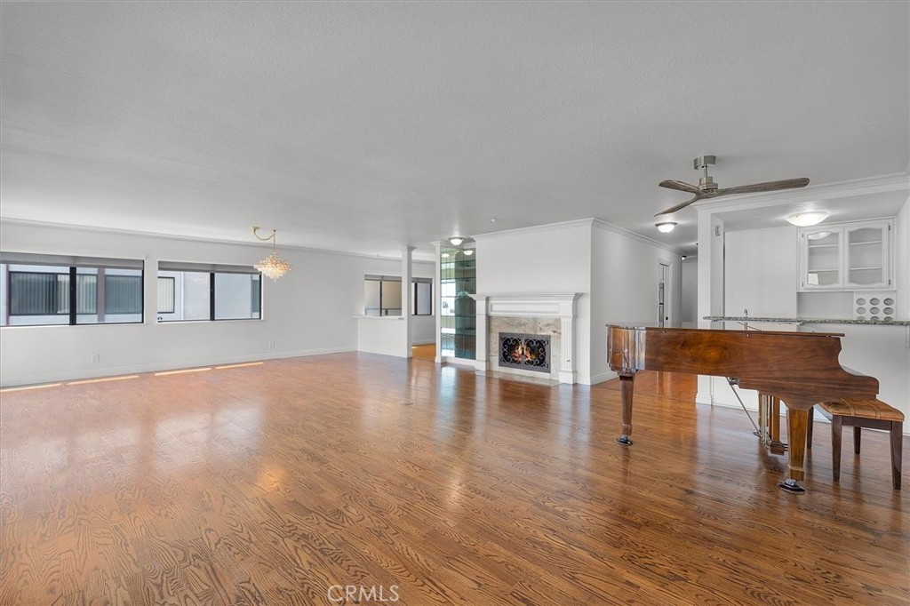 2800 Baywater Avenue 6