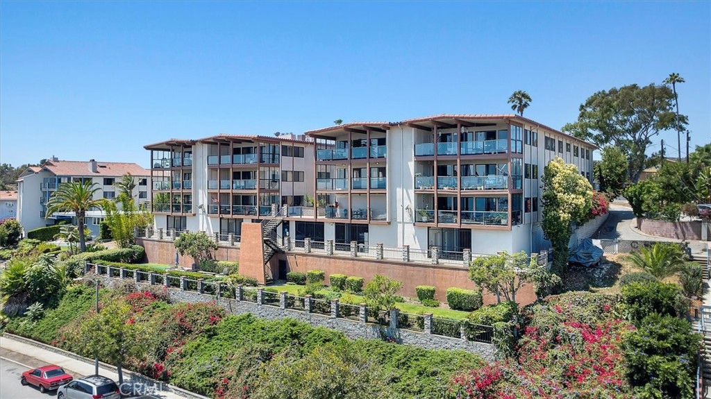 2800 Baywater Avenue 6