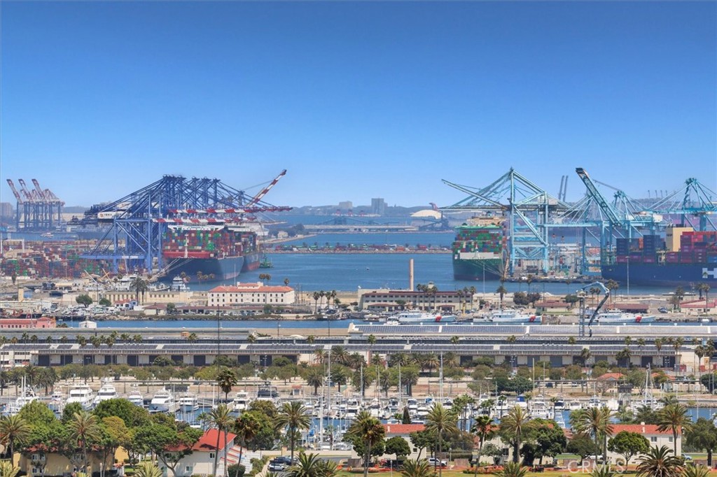 2800 Baywater Avenue 6