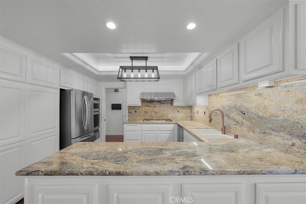 2800 Baywater Avenue 6