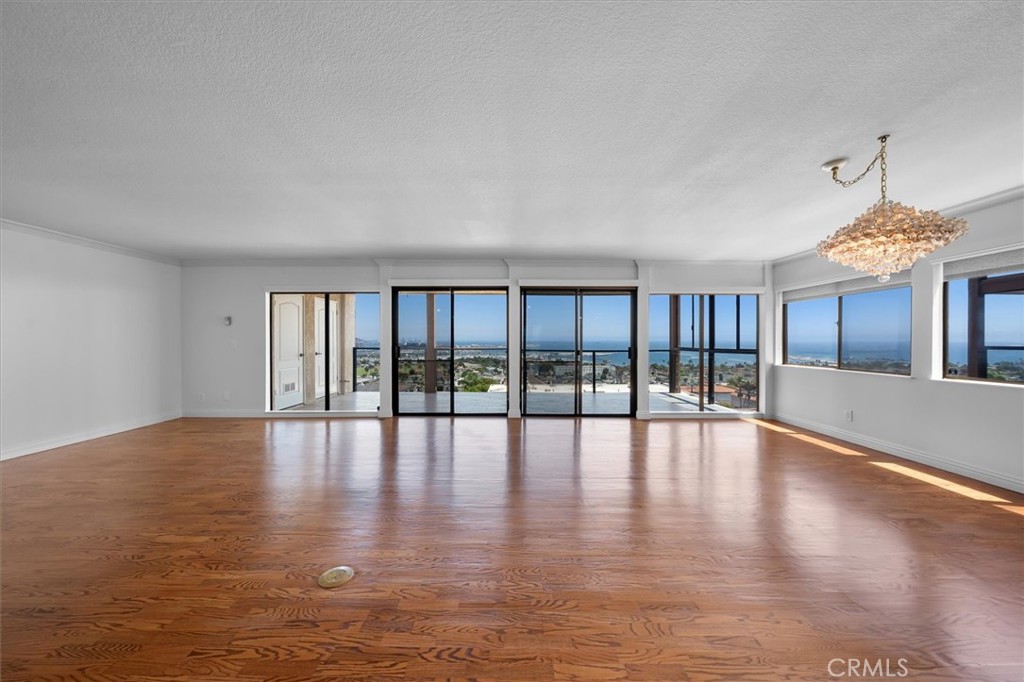 2800 Baywater Avenue 6