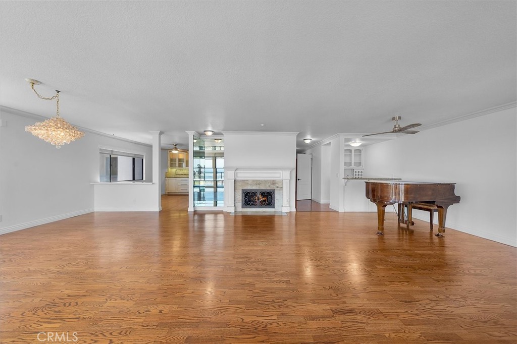 2800 Baywater Avenue 6