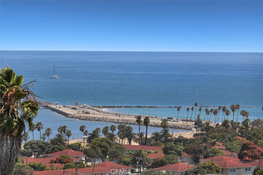 2800 Baywater Avenue 6