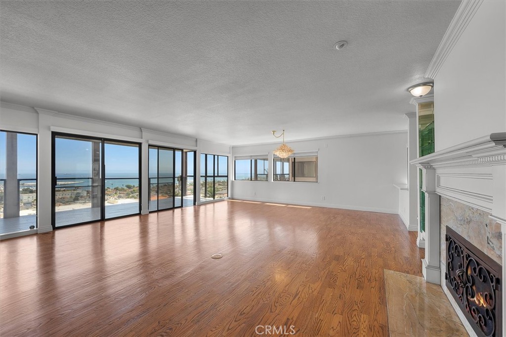 2800 Baywater Avenue 6