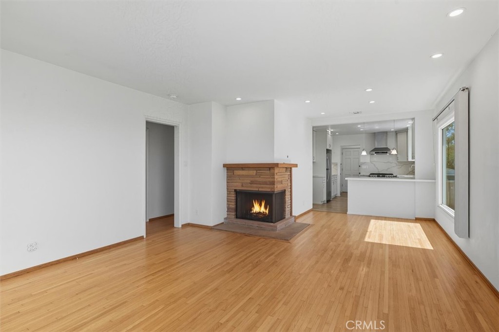 3644 S Cabrillo Avenue