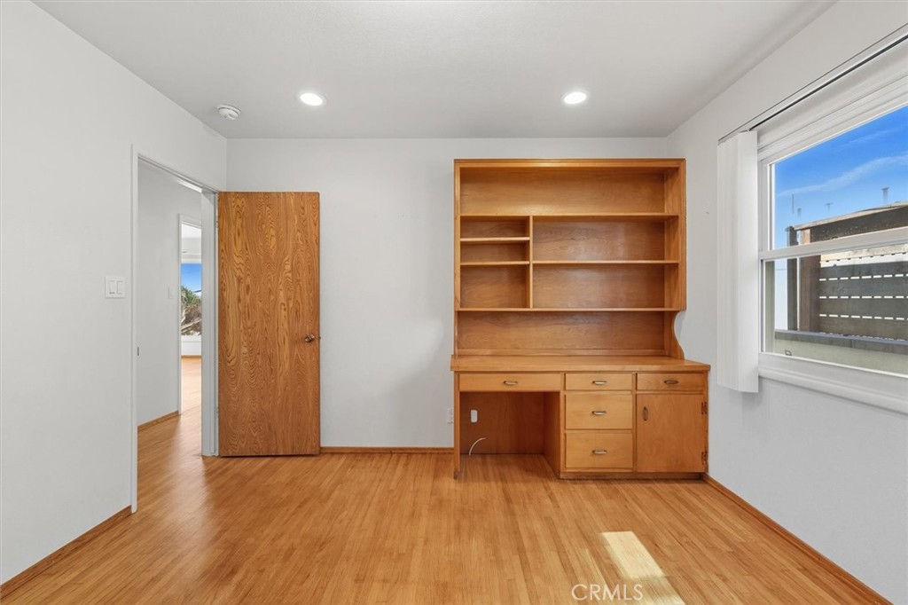 3644 S Cabrillo Avenue