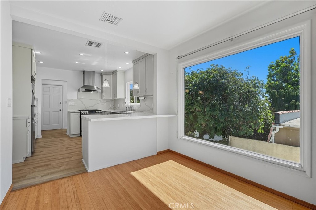 3644 S Cabrillo Avenue