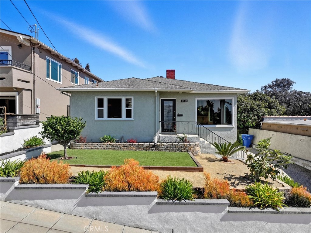3644 S Cabrillo Avenue