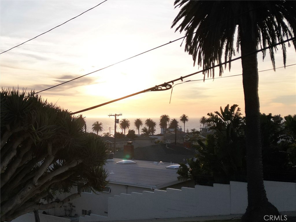 3644 S Cabrillo Avenue