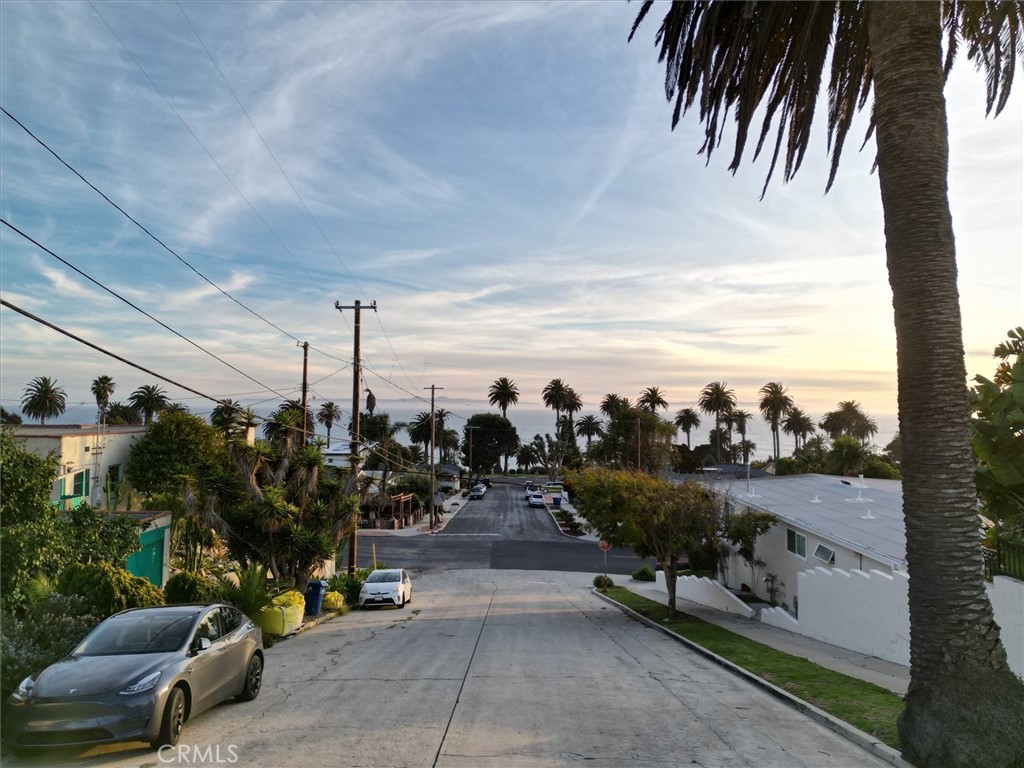 3644 S Cabrillo Avenue