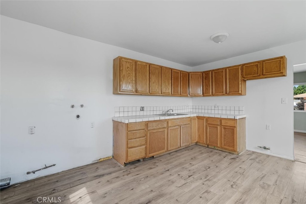 681 W Upland Avenue